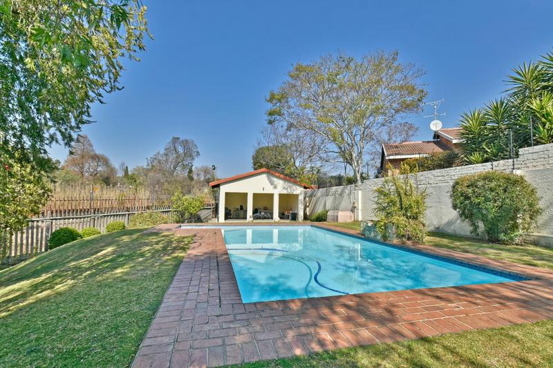 3 Bedroom Property for Sale in Sundowner Gauteng