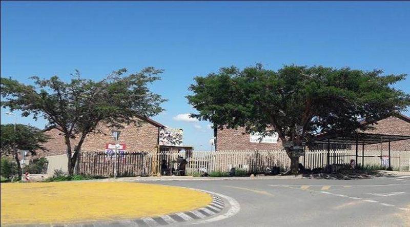 To Let 2 Bedroom Property for Rent in Thatch Hill Estate Gauteng