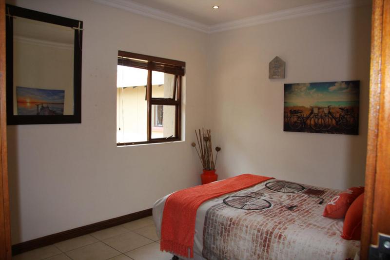 To Let 1 Bedroom Property for Rent in Bedfordview Gauteng