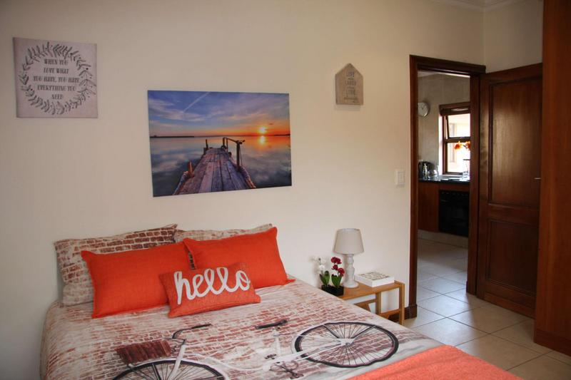 To Let 1 Bedroom Property for Rent in Bedfordview Gauteng