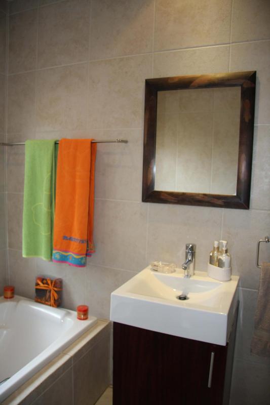 To Let 1 Bedroom Property for Rent in Bedfordview Gauteng