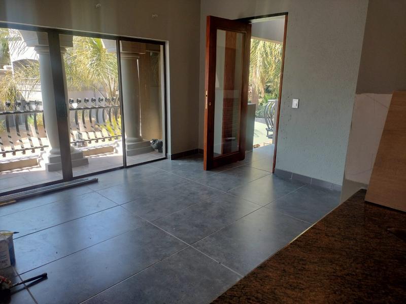 To Let 2 Bedroom Property for Rent in Waterkloof A H Gauteng