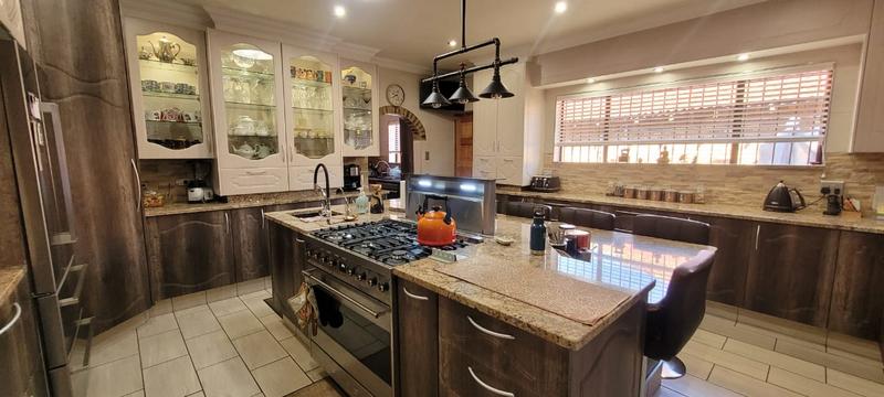 3 Bedroom Property for Sale in Bassonia Gauteng