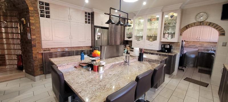 3 Bedroom Property for Sale in Bassonia Gauteng