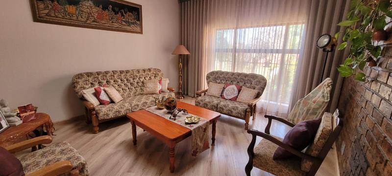3 Bedroom Property for Sale in Bassonia Gauteng