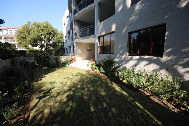 2 Bedroom Property for Sale in Dunkeld West Gauteng
