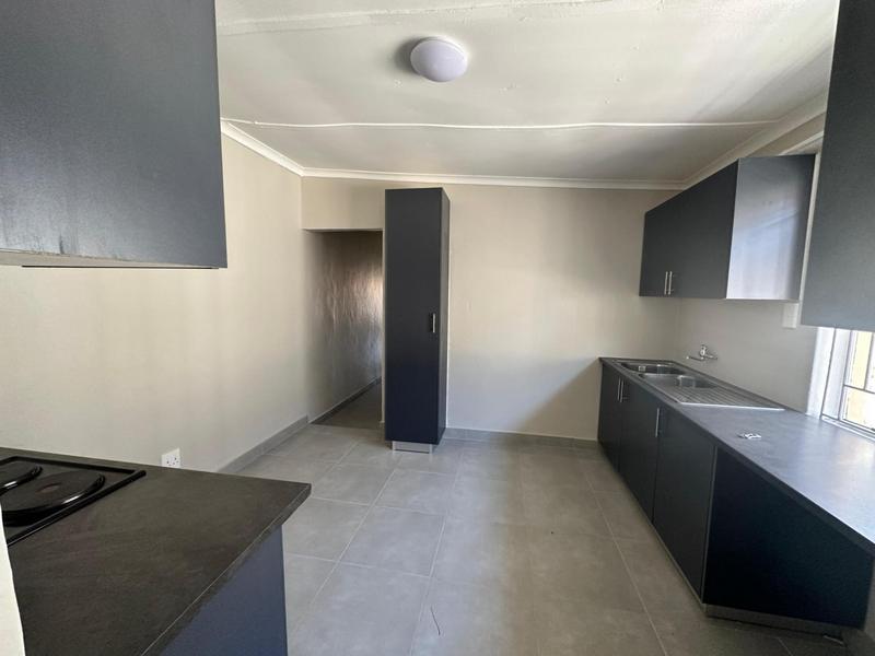 To Let 2 Bedroom Property for Rent in Laudium Gauteng