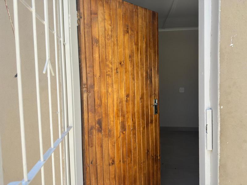 To Let 2 Bedroom Property for Rent in Laudium Gauteng