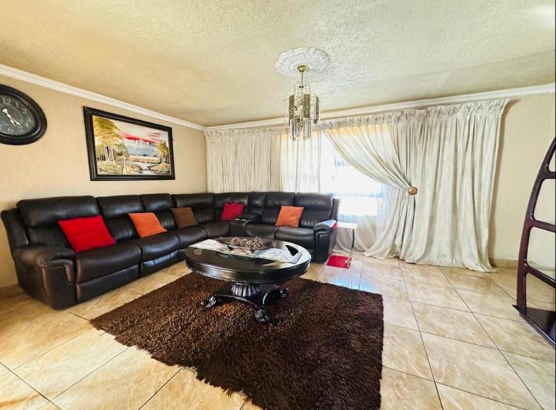 3 Bedroom Property for Sale in Zakariyya Park Gauteng