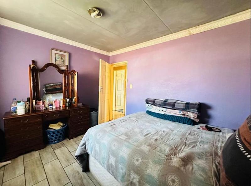 3 Bedroom Property for Sale in Zakariyya Park Gauteng