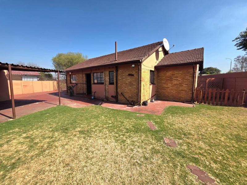 3 Bedroom Property for Sale in Van Dyk Park Gauteng
