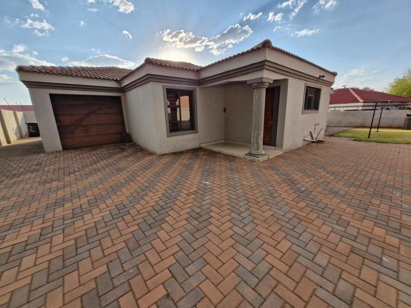3 Bedroom Property for Sale in Terenure Gauteng