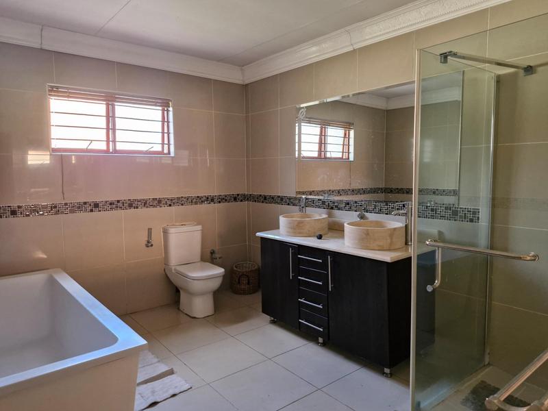 3 Bedroom Property for Sale in Terenure Gauteng
