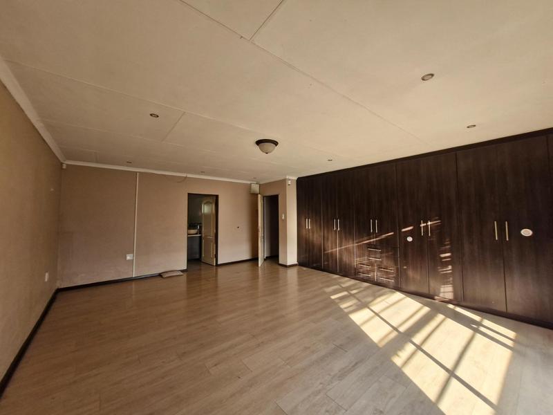 3 Bedroom Property for Sale in Terenure Gauteng