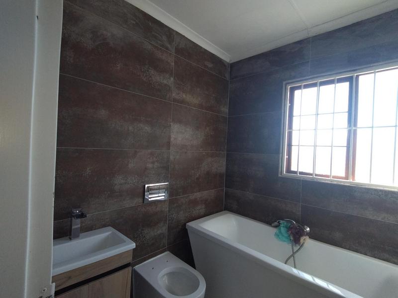 To Let 3 Bedroom Property for Rent in Northgate Gauteng