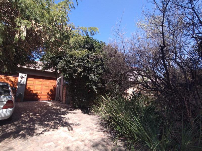 To Let 3 Bedroom Property for Rent in Northgate Gauteng