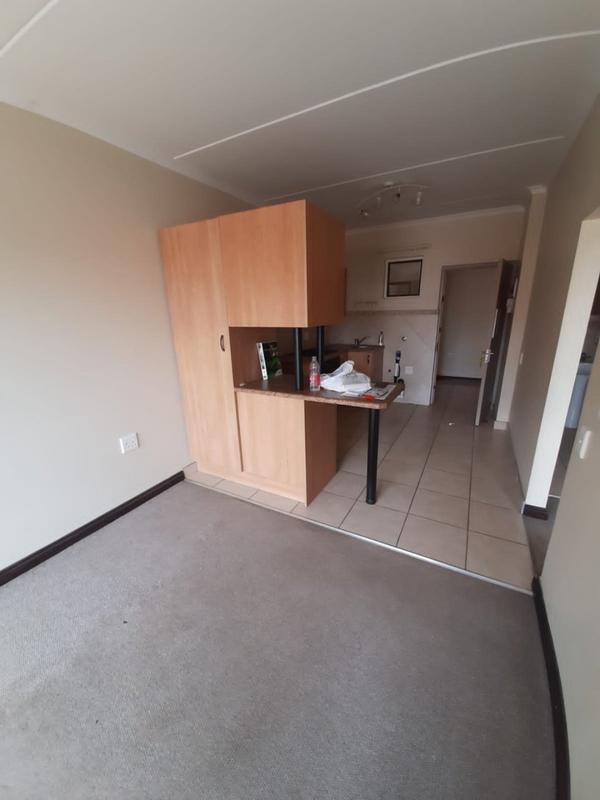 1 Bedroom Property for Sale in Montana Tuine Gauteng