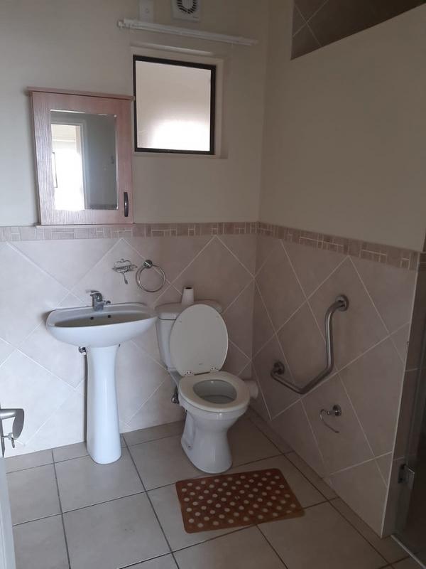 1 Bedroom Property for Sale in Montana Tuine Gauteng