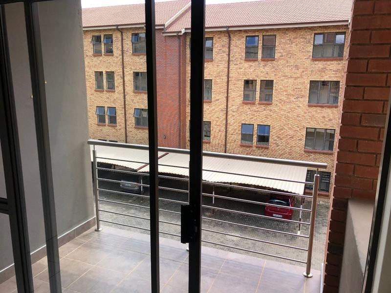 1 Bedroom Property for Sale in Montana Tuine Gauteng