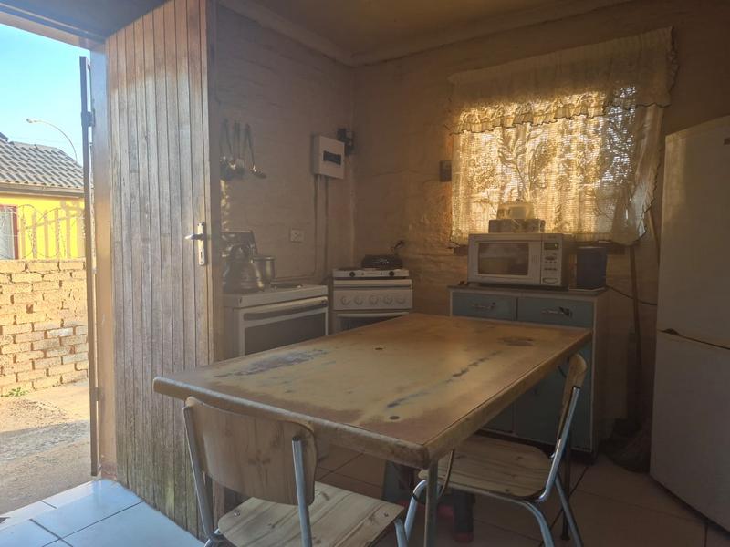2 Bedroom Property for Sale in Lenasia South Gauteng