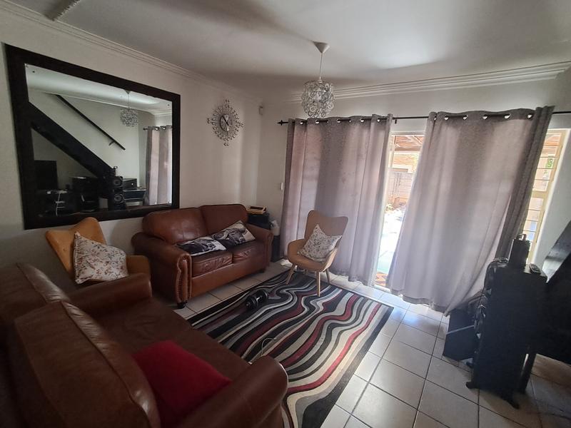 To Let 3 Bedroom Property for Rent in Honeydew Gauteng