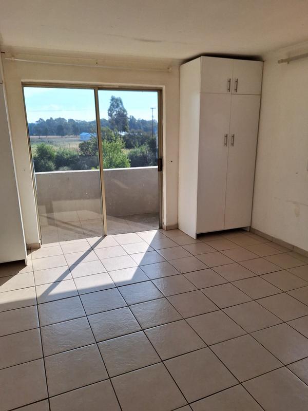 9 Bedroom Property for Sale in Walker Fruit Farms Gauteng