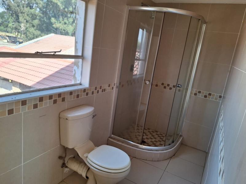 9 Bedroom Property for Sale in Walker Fruit Farms Gauteng