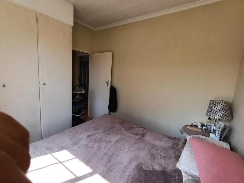 2 Bedroom Property for Sale in Stone Ridge Gauteng