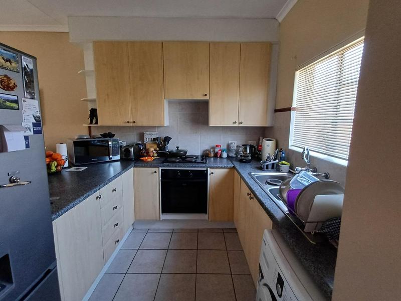 2 Bedroom Property for Sale in Stone Ridge Gauteng