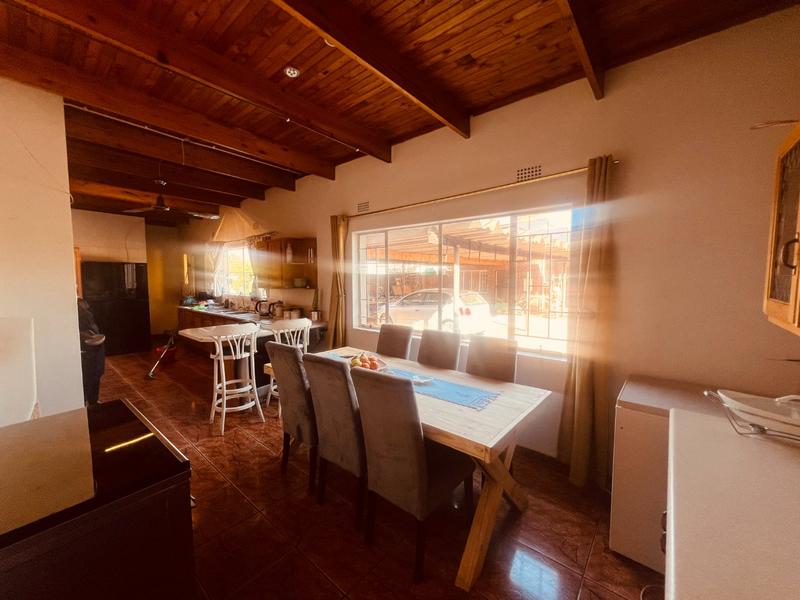 4 Bedroom Property for Sale in Hesteapark Gauteng