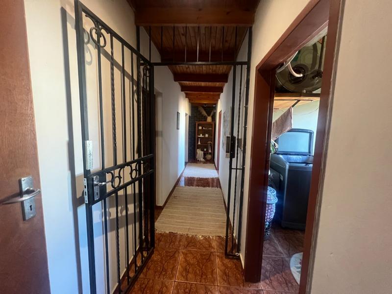 4 Bedroom Property for Sale in Hesteapark Gauteng