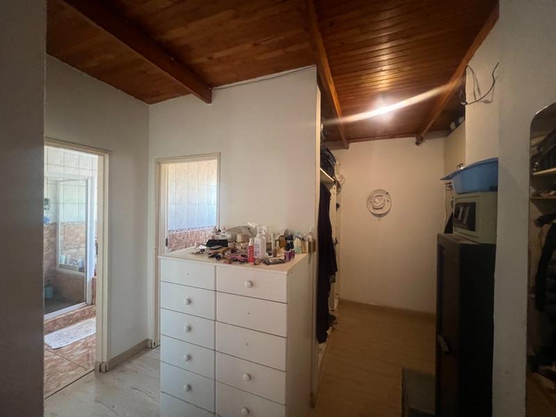 4 Bedroom Property for Sale in Hesteapark Gauteng