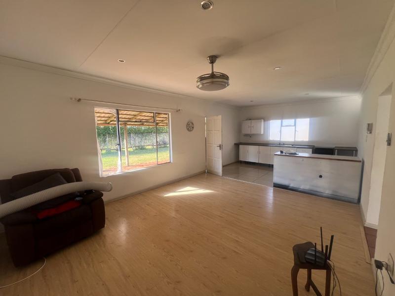 4 Bedroom Property for Sale in Hesteapark Gauteng