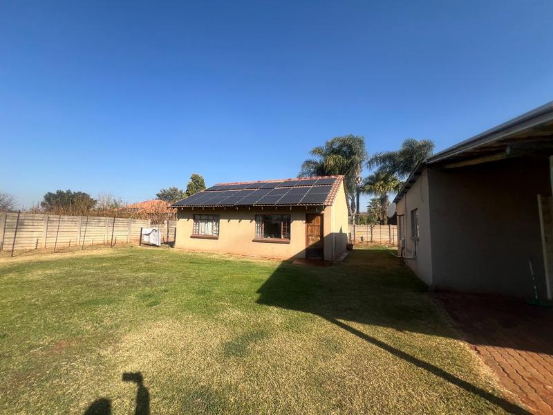 4 Bedroom Property for Sale in Hesteapark Gauteng