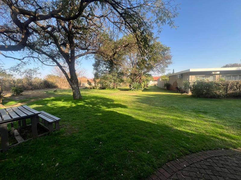 4 Bedroom Property for Sale in Hesteapark Gauteng