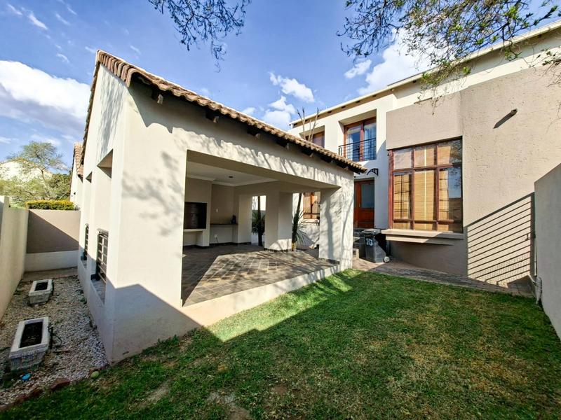 To Let 3 Bedroom Property for Rent in Midstream Estate Gauteng