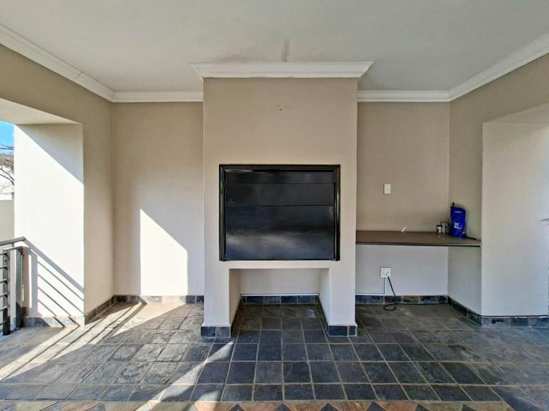 To Let 3 Bedroom Property for Rent in Midstream Estate Gauteng