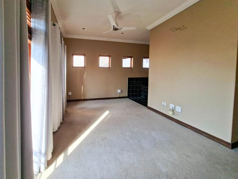 To Let 3 Bedroom Property for Rent in Midstream Estate Gauteng