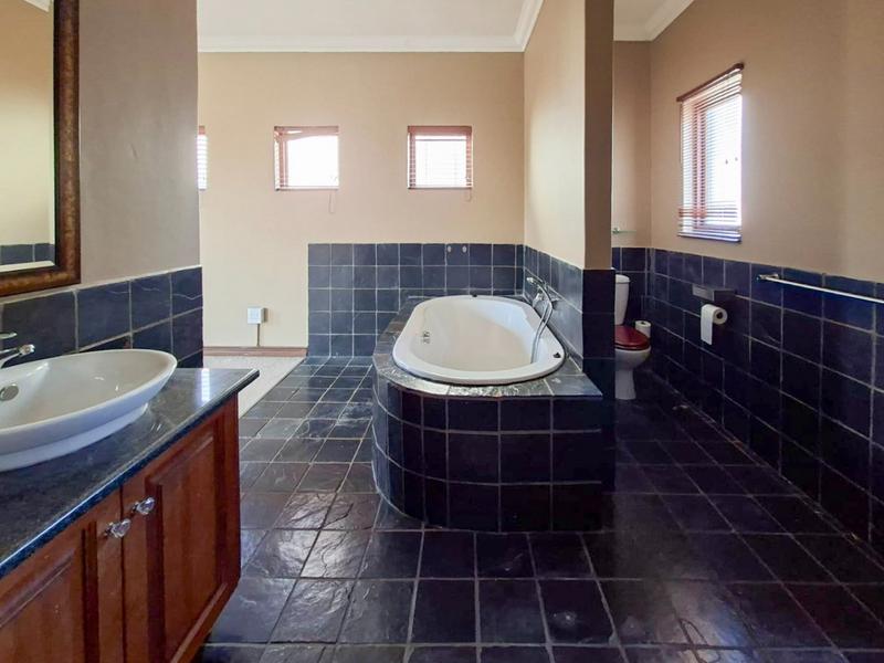 To Let 3 Bedroom Property for Rent in Midstream Estate Gauteng