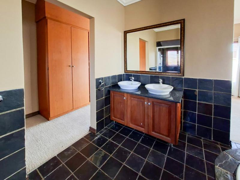 To Let 3 Bedroom Property for Rent in Midstream Estate Gauteng