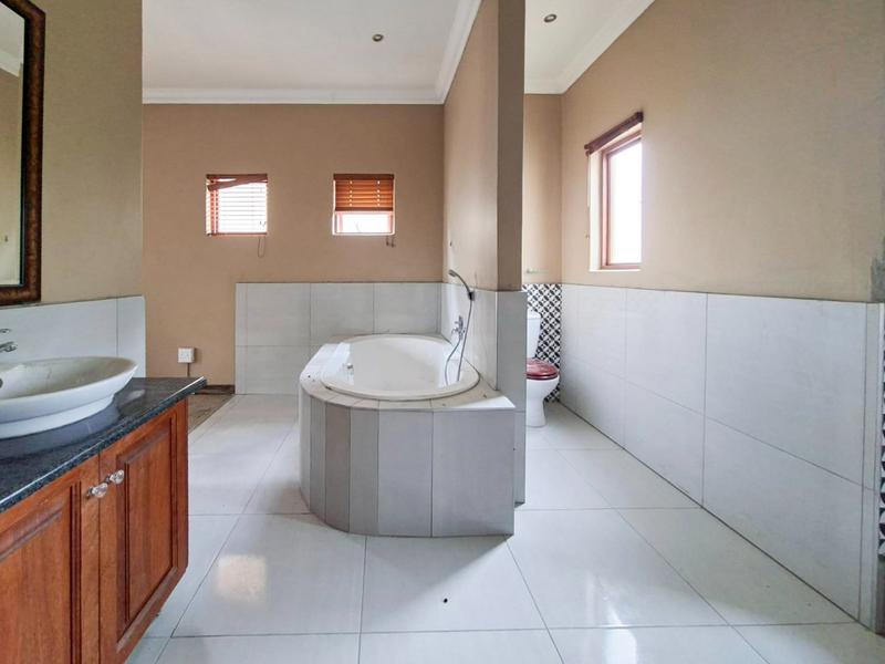 To Let 3 Bedroom Property for Rent in Midstream Estate Gauteng