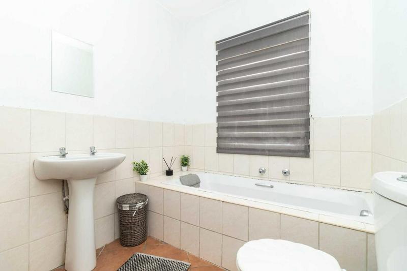 To Let 2 Bedroom Property for Rent in Honeydew Gauteng