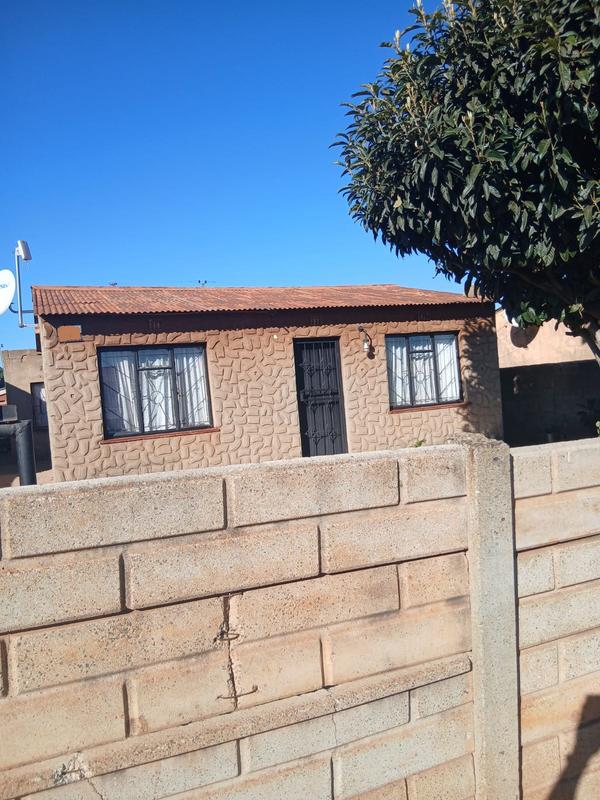 4 Bedroom Property for Sale in Tembisa Gauteng