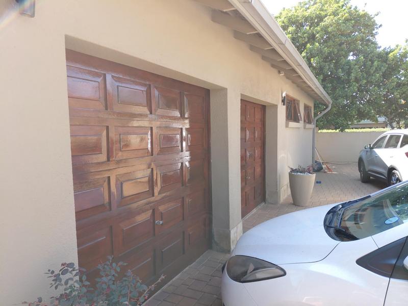 4 Bedroom Property for Sale in Bedfordview Gauteng