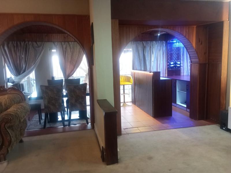 To Let 2 Bedroom Property for Rent in Kensington Gauteng