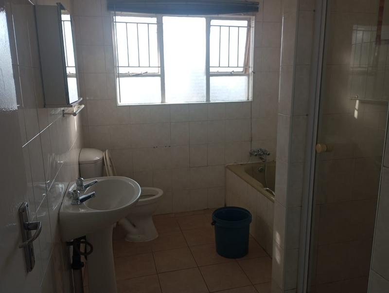 To Let 3 Bedroom Property for Rent in Kensington Gauteng