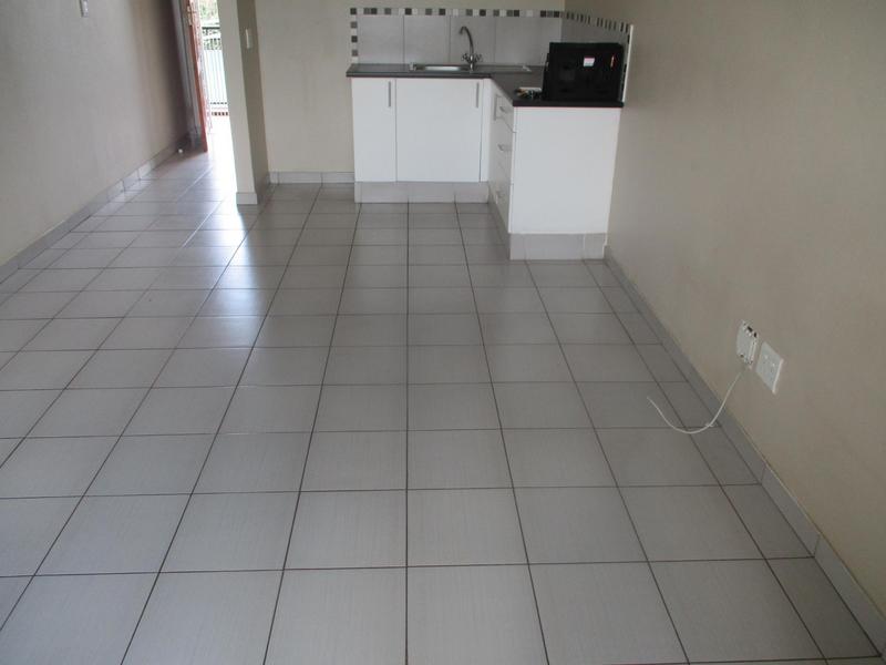 To Let 1 Bedroom Property for Rent in Mayville Gauteng