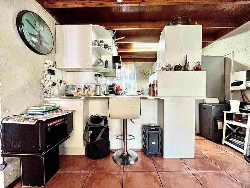 2 Bedroom Property for Sale in Sunninghill Gauteng