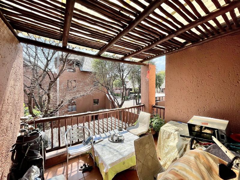 2 Bedroom Property for Sale in Sunninghill Gauteng