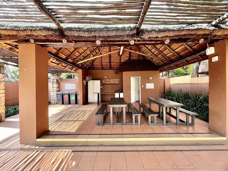 2 Bedroom Property for Sale in Sunninghill Gauteng